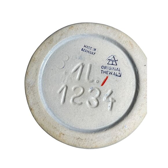 Vtg German Beer Stein Pitcher Gold Trim Embossed Original Thwalt Wein Aus Kuhlen - Picture 7 of 9